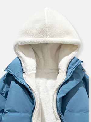Elegant Women’s Zip-Up Winter Coat