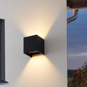 Cube Wall Lamp