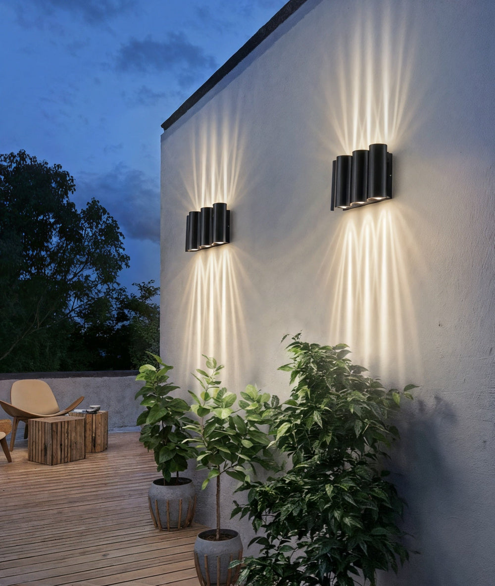 Outdoor Wall Lamp