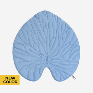 Leaf-Shaped Dog Blanket